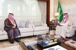 سمو نائب أمير الشرقية يستقبل مدير فرع هيئة الهلال الأحمر بالمنطقة
