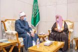 بالصور .. وزير الأوقاف المصري يزور مجمع طباعة المصحف الشريف بالمدينة المنورة