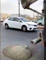 ضبط شاحنة مخالفة لإشتراطات النقل وإتخاذ كافة الإجراءات النظامية حيال ذلك