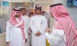 مساعد وزير الموارد البشرية والتنمية الاجتماعية للخدمات المشتركة يتفقد فرع الوزارة بالقصيم