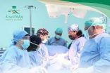 فريق طبي بمستشفى العيدابي ينهي معاناة خمسينية من ورم بالكبد