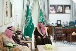 سمو الأمير فيصل بن خالد بن سلطان يستقبل مدير المركز الوطني للأرصاد بعرعر