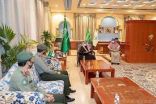 سمو أمير منطقة الجوف يطلع على التقرير السنوي لجوازات المنطقة