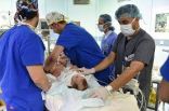 المملكة تتوج ريادتها العالمية في فصل التوائم السيامية بالعملية الجراحية رقم 52