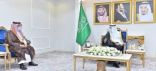 سمو أمير نجران يتسلّم شهادة اعتماد محافظة شرورة مدينة صحية