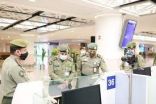 مدير عام الجوازات يتفقد جوازات مطار الملك عبدالعزيز