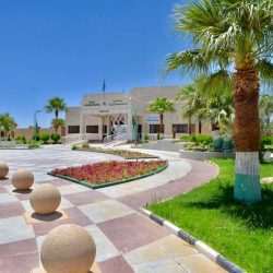 سمو أمير الجوف يزور أمانة المنطقة ويشكرهم على الجهود والتدابير التي تمت خلال جائحة كورونا