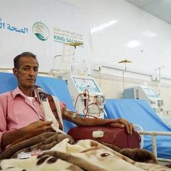 مدني الشقيق يكافح حريق بنشر على الطريق الدولي