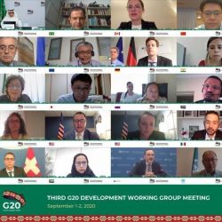 النائب العام: سنتصدى بحزم وقوة لكل من يسيء للمعلم والمعلمة.