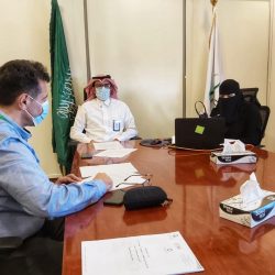 1127 مستفيدًا ومستفيدة من مبادرة التميز في التعلم الإلكتروني بعلوم وآداب جامعة الملك خالد بالمجاردة