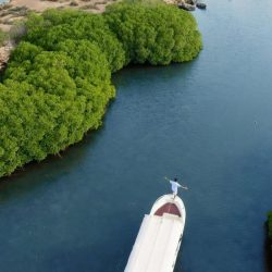 سمو أمير الجوف يستقبل رئيس وأعضاء مجلس إدارة جمعية البِرّ الخيرية