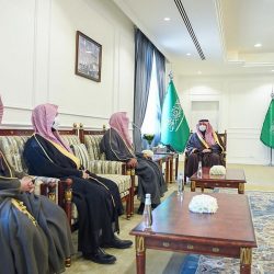 الجهات الأمنية بالأمن العام تضبط (44) مركبة محملة بالحطب المحلي المعدّ للبيع في عدد من مناطق المملكة لمخالفتها لنظام المراعي والغابات