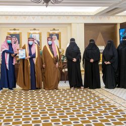 شرطة الرياض : القبض على (5) مواطنين تورطوا بارتكاب عددٍ السرقات