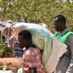 شرطة الجوف: ضبط تجمع مخالف للائحة الحد من التجمعات بمحافظة طبرجل وتطبيق العقوبات بحق الداعي والمسؤول وكل من حضر