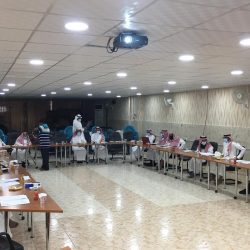 الخدمات الطبية بوزارة الداخلية تقدم لقاح فيروس كورونا لمنسوبي وأعضاء نادي ضباط قوى الأمن الداخلي بالرياض