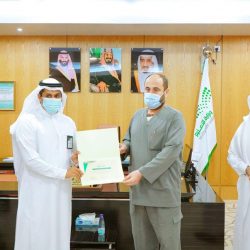 استشاري يكشف حقائق الغدة الدرقية وعنصر اليود