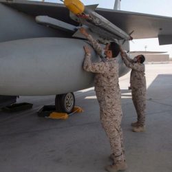 تمرين ثنائي بين المقاتلات السعودية F15-SA والقاذفات الأمريكية الإستراتيجية B52