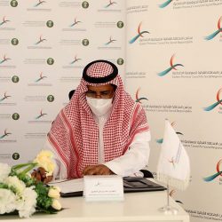 مراكز التطعيم بلقاح كورونا في المدينة المنورة تواصل تقديم الجرعات للمواطنين والمقيمين وسط إجراءات احترازية