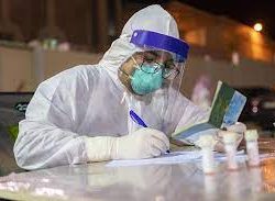 سمو الأمير مشعل بن ماجد يستقبل قائد الأسطول الغربي