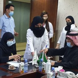 أمانة الرياض تُطلق مبادرة الشاشات التفاعلية الذكية في طريق الأمير محمد بن عبدالعزيز (التحلية)