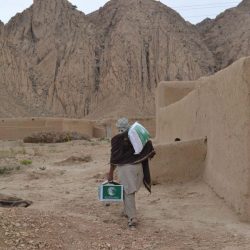 مركز الملك سلمان للإغاثة يوزع سلالاً غذائية رمضانية في موريتانيا
