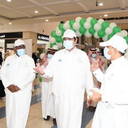 سمو الأمير محمد بن ناصر يلتقي بمشايخ وأهالي محافظة فيفا ..