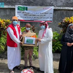 الشؤون الإسلامية توزع أكثر من 14 ألف مظلة شمسية للمعتمرين في آخر جمعة من رمضان ضمن مبادرة “ظل ووقاية”