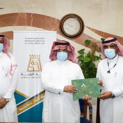 مستشفى صامطة العام بالتعاون مع إدارة المساجد يواصل جولاته الميدانية لمتابعة تطبيق الاجراءات الاحترازاتة