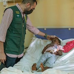 ” الصحة” تُعلن تسجيل (1251) حالة إصابة مؤكدة بفيروس كورونا وتحث الجميع على ضرورة الالتزام بالإجراءات الاحترازية