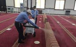 مركز الملك سلمان للإغاثة يوزع أكثر من 69 طناً من السلال الغذائية في محافظتي الحديدة وتعز