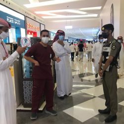 شرطة منطقة الرياض : ضبط (305) أشخاص خالفوا تعليمات العزل والحجر الصحي بعد ثبوت إصابتهم بفيروس كورونا إضافة إلى مخالفي تعليمات الحجر الصحي المؤسسي للقادمين من الخارج