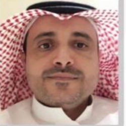 شرطة أبوظبي تدعو السائقين للإلتزام بنسبة 50 % لتلوين زجاج المركبات