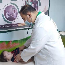 رئيس جامعة الملك عبدالعزيز يستقبل وفداً من الاتّحاد السعوديّ للأمن السيبرانيّ والبرمجة والدرونز