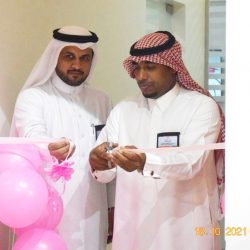 فرع هيئة الأمر بالمعروف بمنطقة الحدود الشمالية يفعّل حملة ” مكارم الأخلاق” في شرطة المنطقة