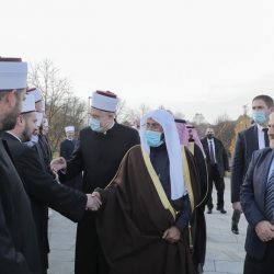 رئيس هيئة الأركان يحضر فعاليات معرض دبي للطيران