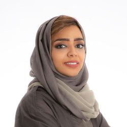 سمو الأمير خالد الفيصل يقف على آخر التجهيزات لسباق “فورملا 1 السعودية”