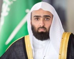 السديس : إعادة تطبيق التباعد الجسدي بالحرمين نابع من حرص القيادة