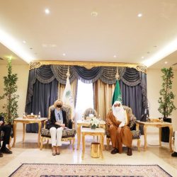  أمير تبوك يطلع على منجزات هيئة الأمر بالمعروف بالمنطقة