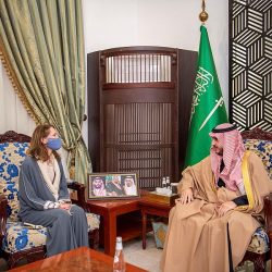 الجدعان يُثمن الترحيب بتدشين المنفذين السعودي والعماني