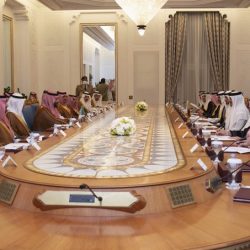 سمو أمير الجوف يستعرض مع الأهالي والمثقفين عددًا من المبادرات لتطوير المنطقة في ليالي الجوف