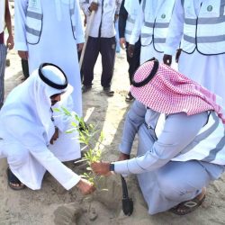 محافظ القطيف يدشّن القافلة الإرشادية الزراعية