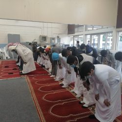 أمير الشرقية يتسلم شهادة فوز الجبيل الصناعية بجائزة اليونسكو العالمية