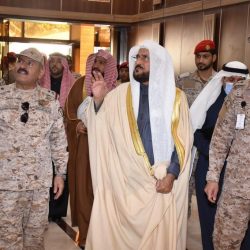 وزير الشؤون الإسلامية يقف على مشروع إعادة بناء الجامع الكبير بخميس مشيط