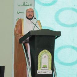 سمو أمير منطقة جازان يطمئن على صحة الإعلامي ” الحازمي “بعد تعرضه لحادث مروري ..