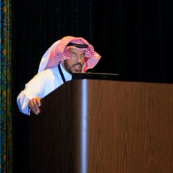 “الفضلي” يفتتح مهرجان الورد الطائفي والبن والعسل بمقر الوزارة بالرياض