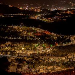 مركز الملك سلمان للإغاثة يوزّع أكثر من 103 أطنان من السلال الغذائية في محافظة عدن