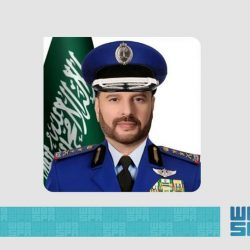 وزير #الاتصالات_وتقنية_المعلومات يهنئ القيادة بحلول شهر #رمضان المبارك.