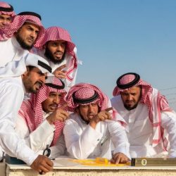 سمو الأمير حسام بن سعود يتفقد مبادرة تحسين وتطوير دوار العلم بمحافظة العقيق