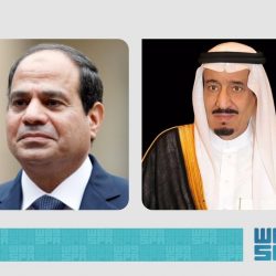 خادم الحرمين الشريفين يتلقى اتصالاً هاتفياً من ملك البحرين هنأه خلاله بقرب حلول عيد الفطر المبارك