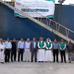 سمو أمير منطقة حائل يستقبل جموع المهنئين بحلول شهر رمضان المبارك